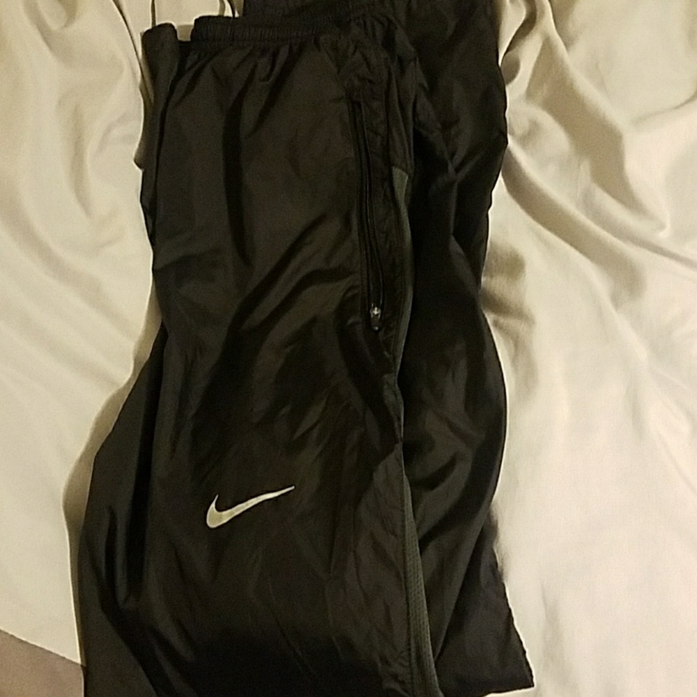Men's nike windrunner pants